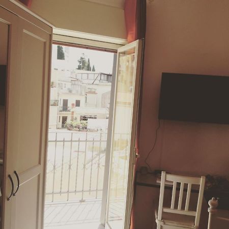 A&M Apartment ตาออร์มินา ภายนอก รูปภาพ