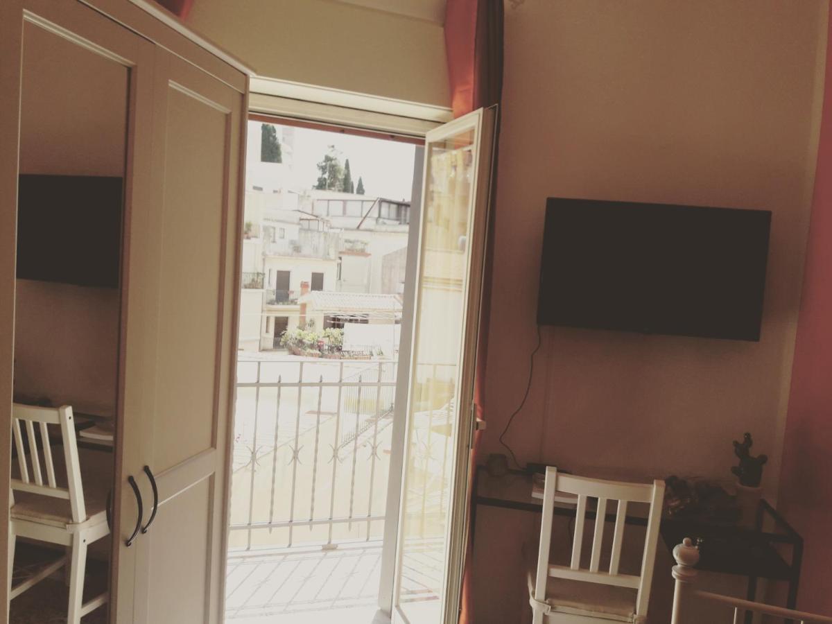A&M Apartment ตาออร์มินา ภายนอก รูปภาพ